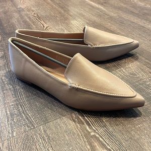 Pointed Toe Flats - Nude